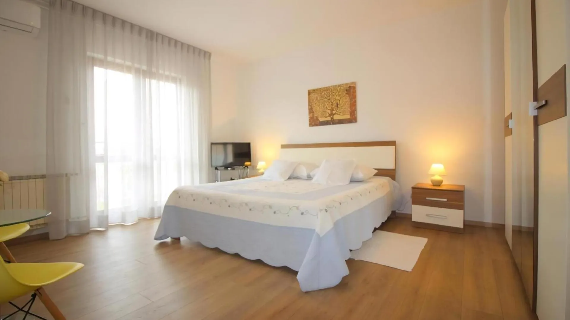 Ferienwohnung Aurora Mit Gartengrill, Klimatisiert Porec Apartment