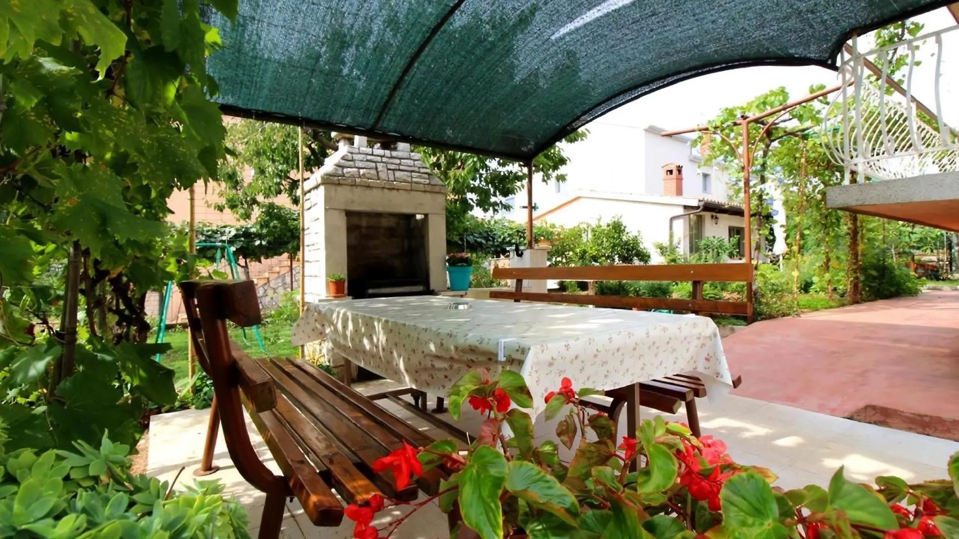 Ferienwohnung Aurora Mit Gartengrill, Klimatisiert Porec